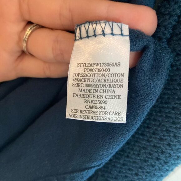 Altar’d State flows blue knit top - Picture 3 of 5